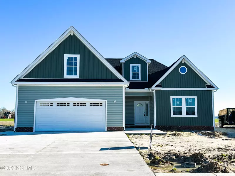 104 Staysail DR, Elizabeth City, NC 27909