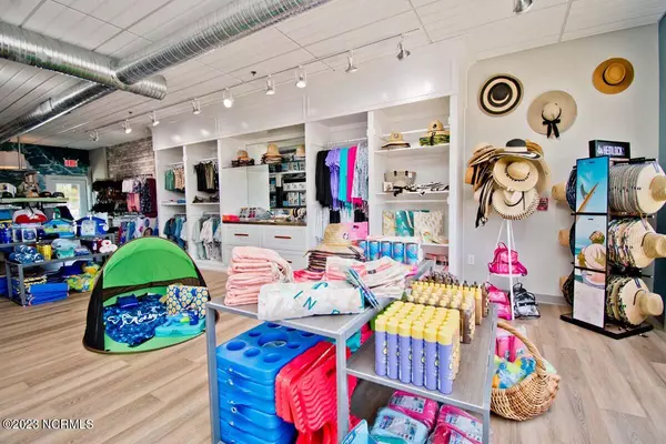 Emerald Isle, NC 28594,9004 Louise AVE #A1 & B1