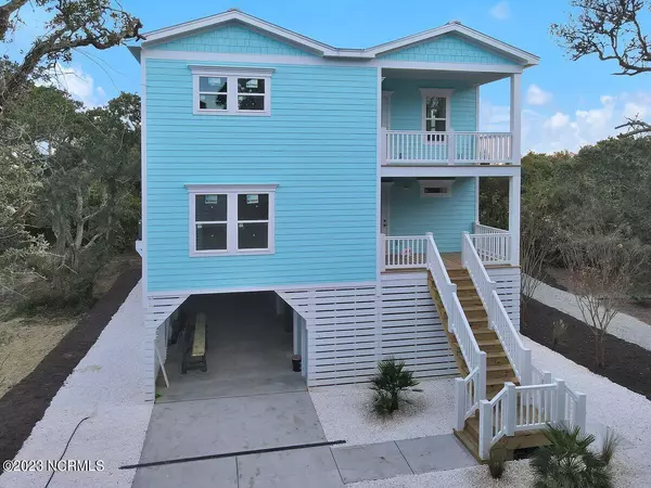 Oak Island, NC 28465,103 SE 72nd ST