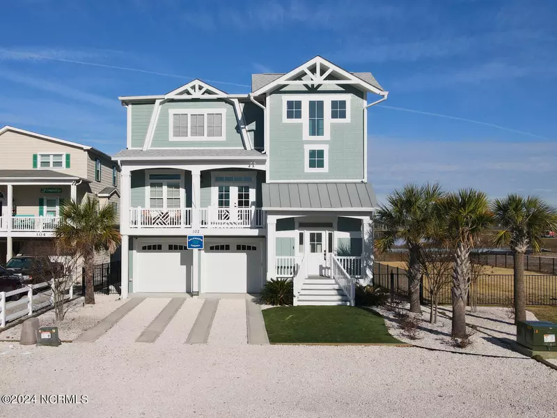 102 N Shore DR W, Sunset Beach, NC 28468