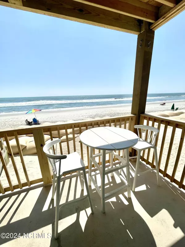 North Topsail Beach, NC 28460,2250 New River Inlet RD #118