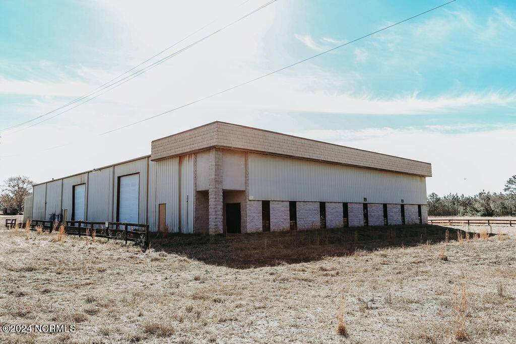 14099 Hwy 501 #Front Warehouse, Aberdeen, NC 28315