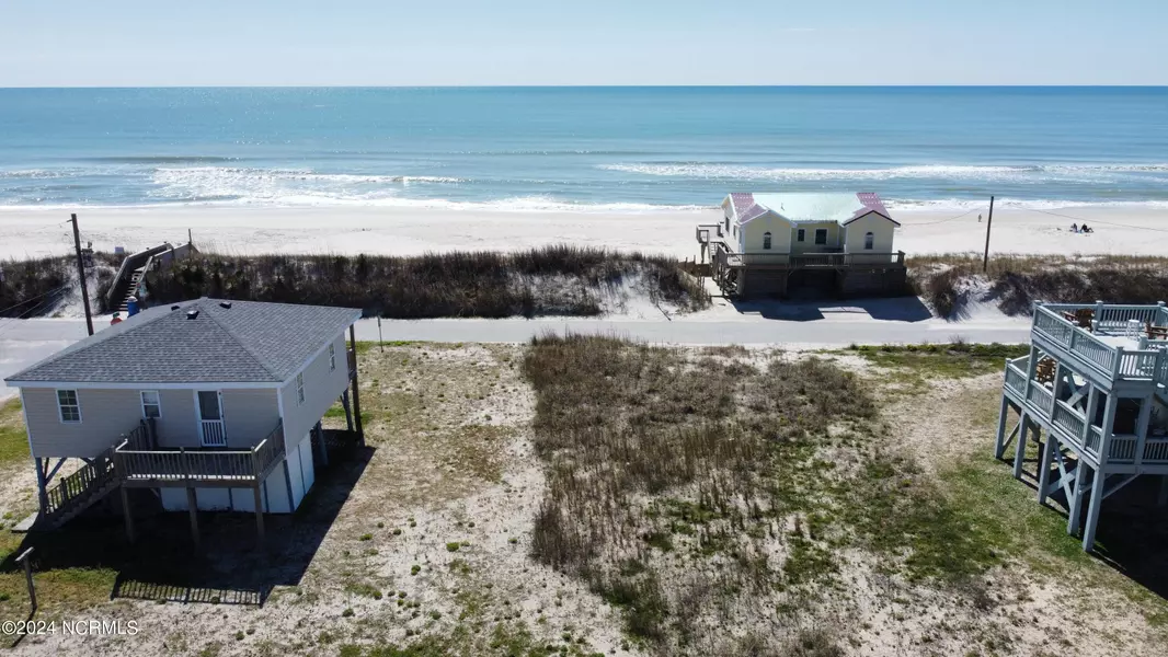 367 Topsail RD, North Topsail Beach, NC 28460