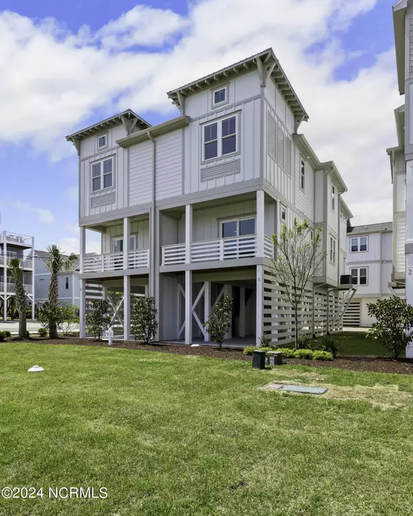 908 Second ST S #1, Carolina Beach, NC 28428