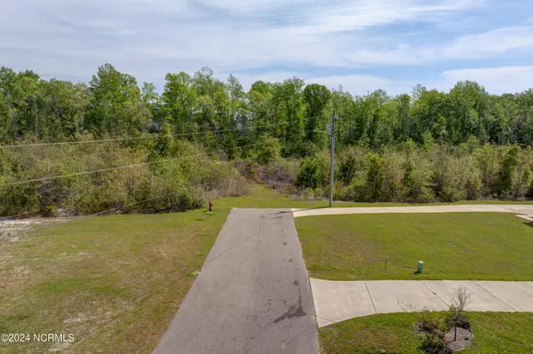 Holly Ridge, NC 28445,0 Hardison RD