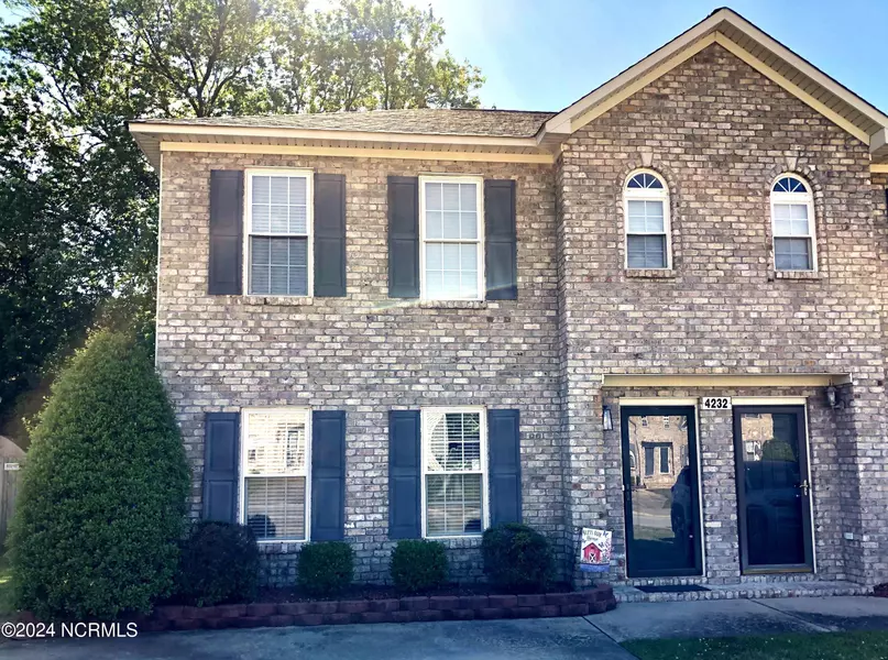 4232 Brook Creek LN, Greenville, NC 27858