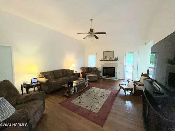 Laurinburg, NC 28352,12640 Doe CIR