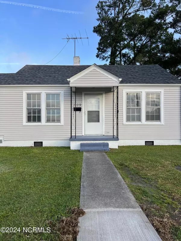 Edenton, NC 27932,909 Cabarrus ST