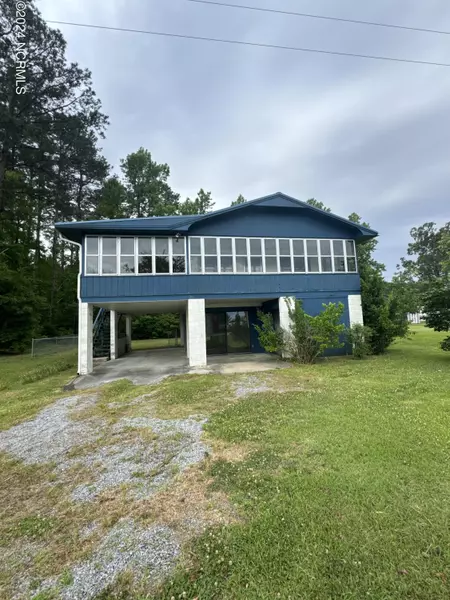 36 Pine DR, Belhaven, NC 27810