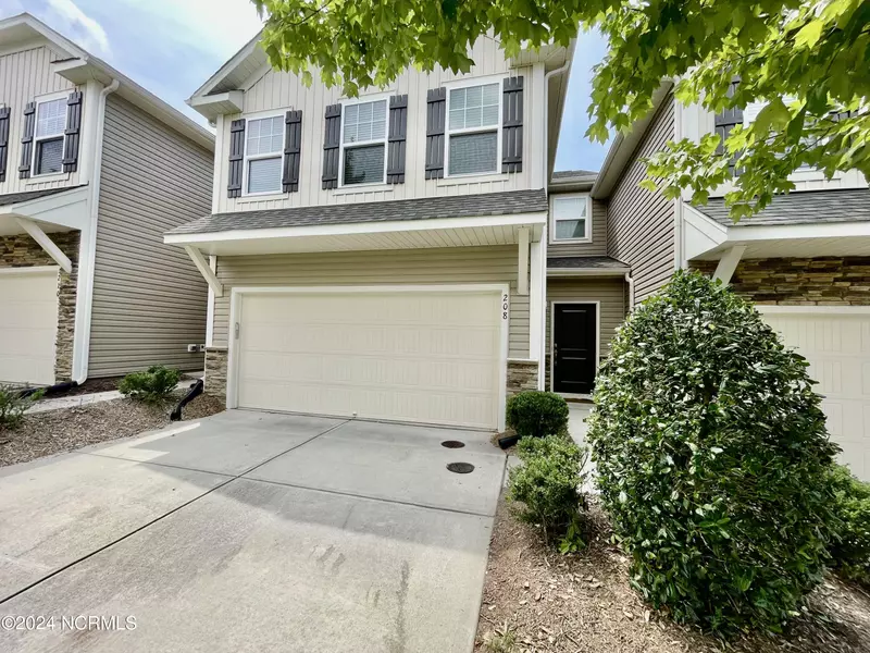 208 Hamlet PL, Morrisville, NC 27560