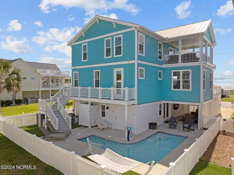 214 Fort Fisher BLVD S, Kure Beach, NC 28449