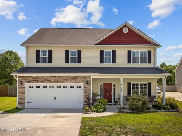 527 Aberdineshire CT, Hubert, NC 28539