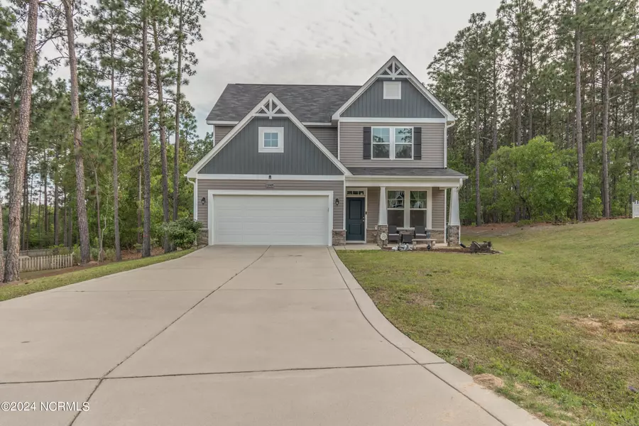 3140 Dana LN, Aberdeen, NC 28315