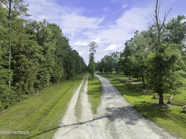 Rocky Point, NC 28457,000 Hwy 133