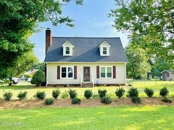 2208 Woodridge DR,  Winterville,  NC 28590