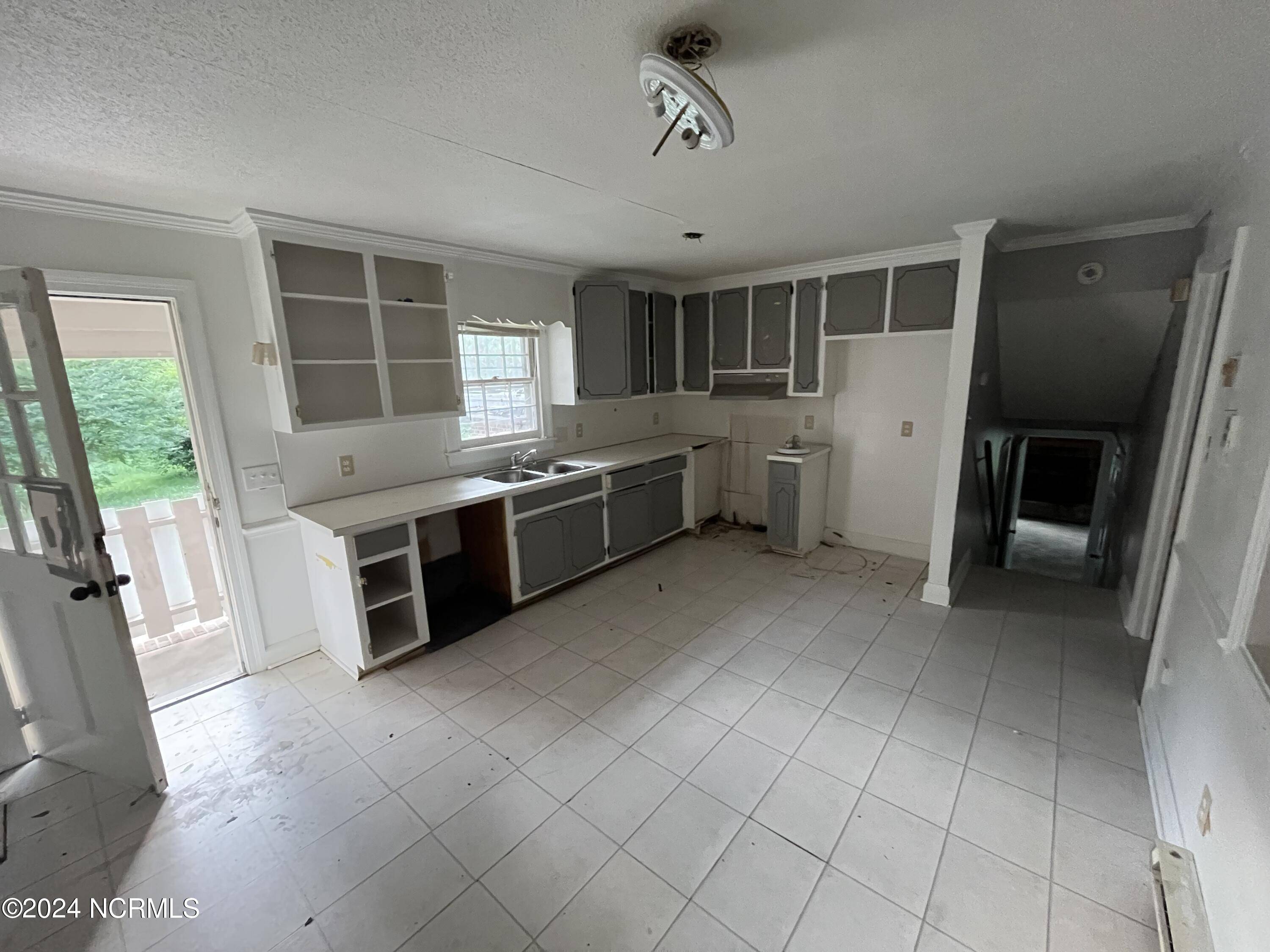 Wilson, NC 27896,1509 Burnside DR NW