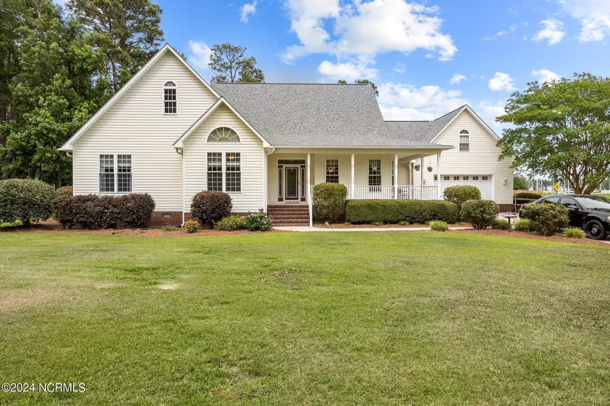 Oriental, NC 28571,6100 Raccoon RUN