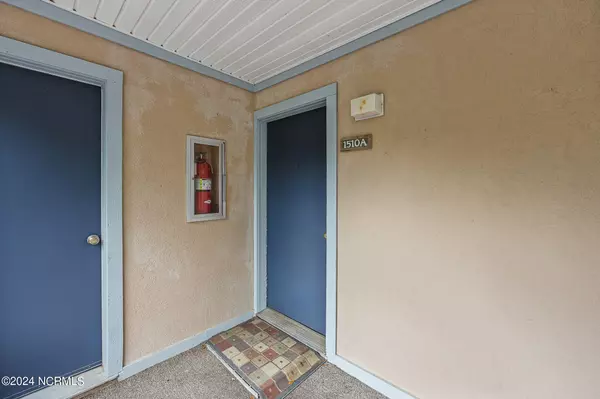 New Bern, NC 28560,1510 Harbourside DR