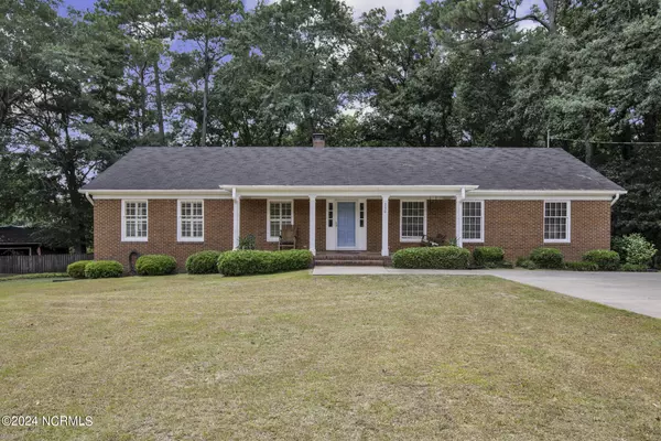 230 Summertree CT,  Clinton,  NC 28328