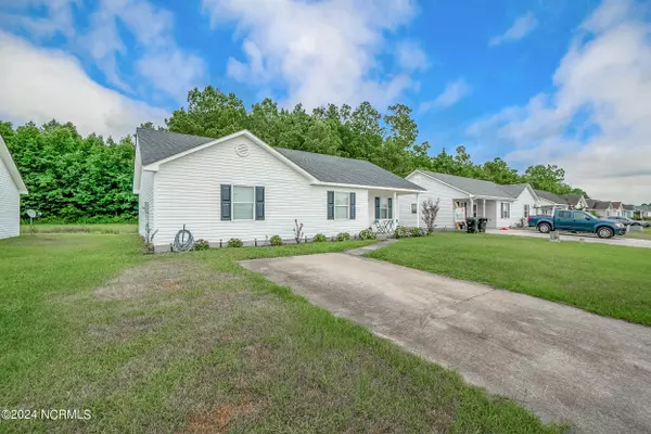 Elizabeth City, NC 27909,1010 Jessica ST