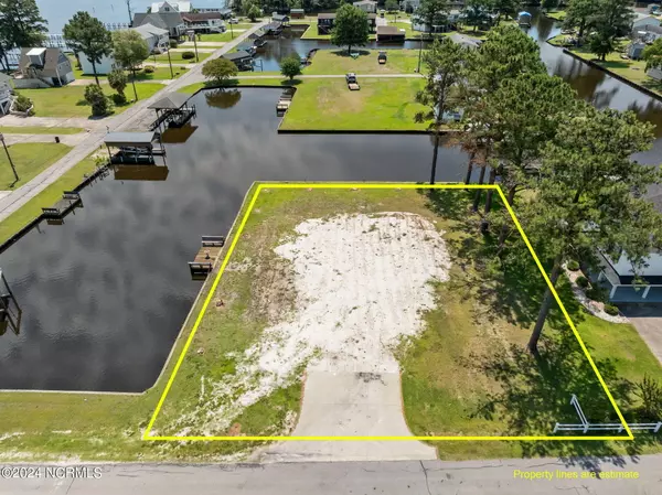 Chocowinity, NC 27817,27 Riverview