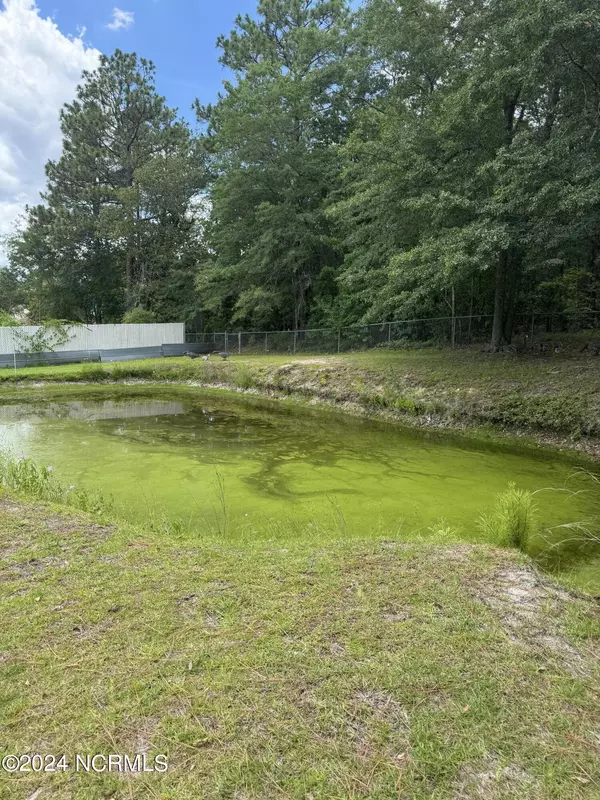 Hamlet, NC 28345,108 Crestwood LN
