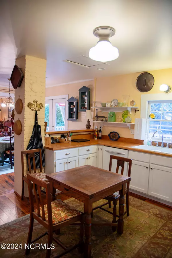 Edenton, NC 27932,409 Phillips ST