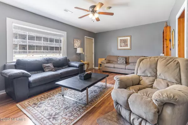 Elizabethtown, NC 28337,99 Tyner DR