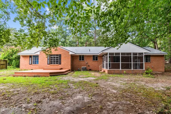 Greenville, NC 27858,909 Greenville BLVD SE