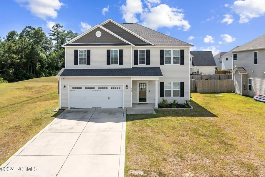 804 Tigers Eye CT, Jacksonville, NC 28546