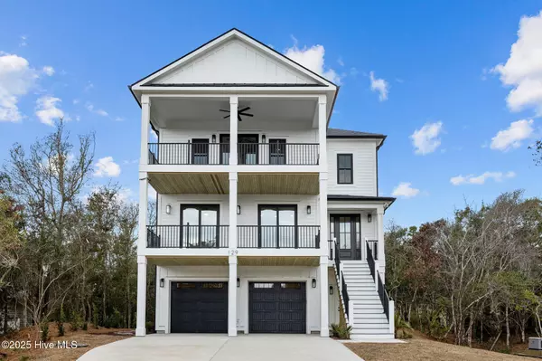 129 Fawn DR,  Emerald Isle,  NC 28594