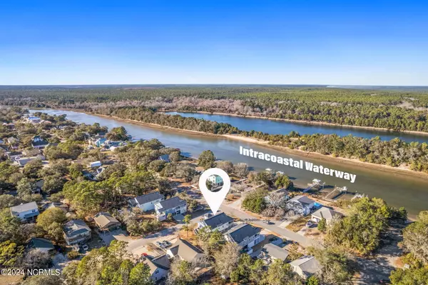 Oak Island, NC 28465,107 W Yacht DR