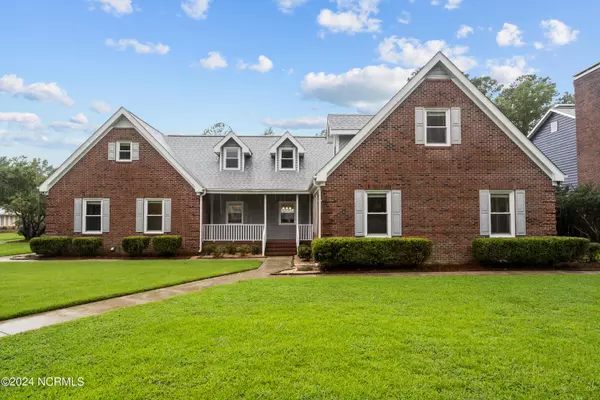 101 Grimsby PL, Jacksonville, NC 28540