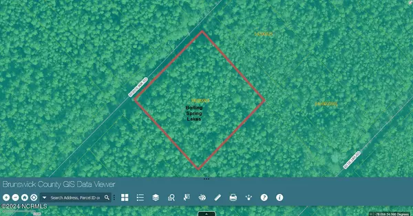 1360 Bobolink RD, Boiling Spring Lakes, NC 28461