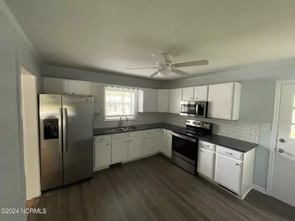 Greenville, NC 27858,1612 Longwood DR
