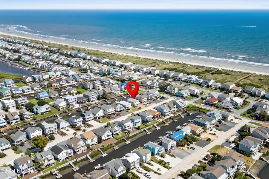 427 Sailfish ST, Sunset Beach, NC 28468