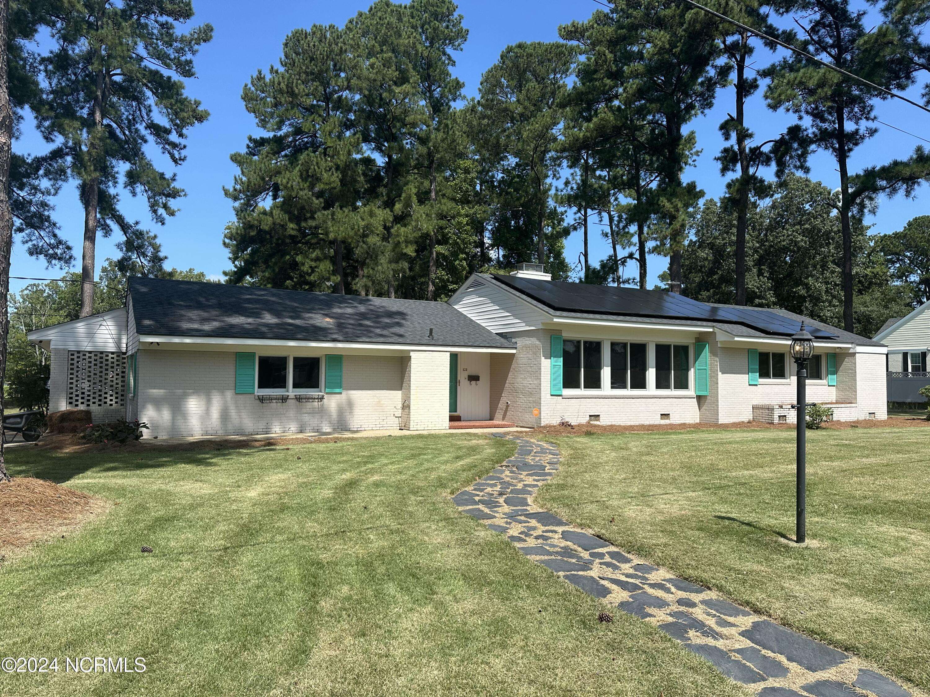 620 S Pembroke AVE, Ahoskie, NC 27910