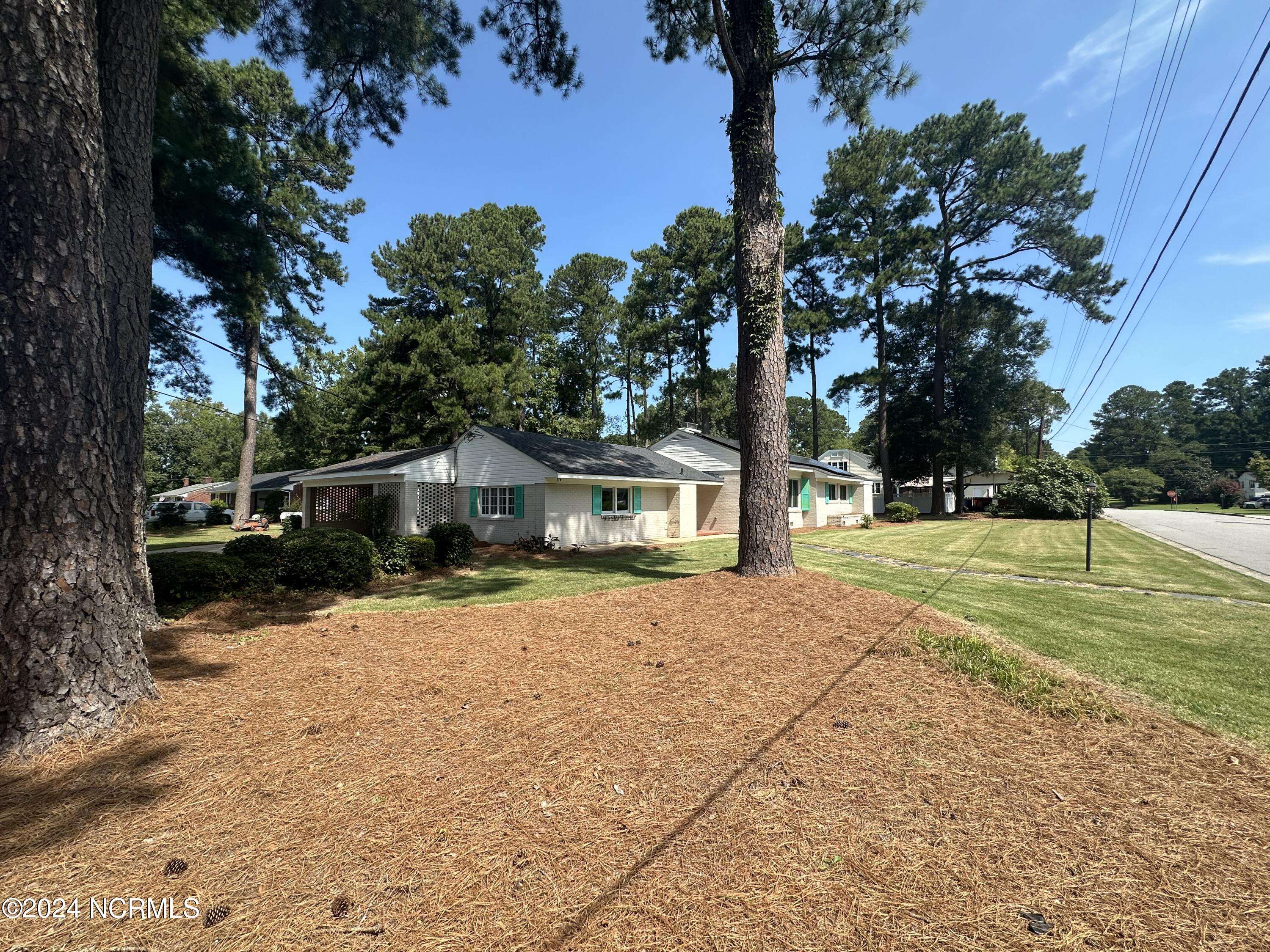 Ahoskie, NC 27910,620 S Pembroke AVE