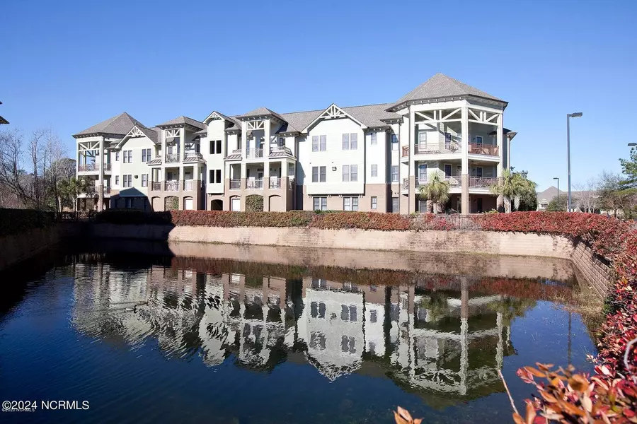 640 Village Park DR #302, Wilmington, NC 28405