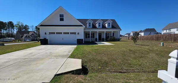 Hubert, NC 28539,202 Violet Terrace CT