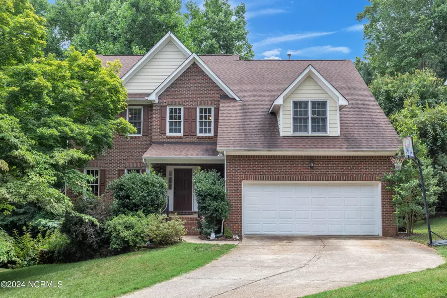 106 Scots Fir LN, Cary, NC 27518