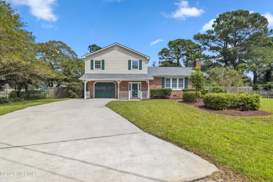 726 Emmarts CT, Wilmington, NC 28409