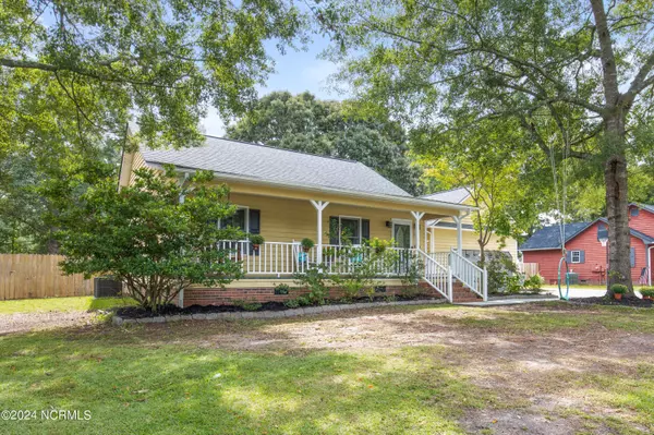 Richlands, NC 28574,1201 Willow Springs DR W