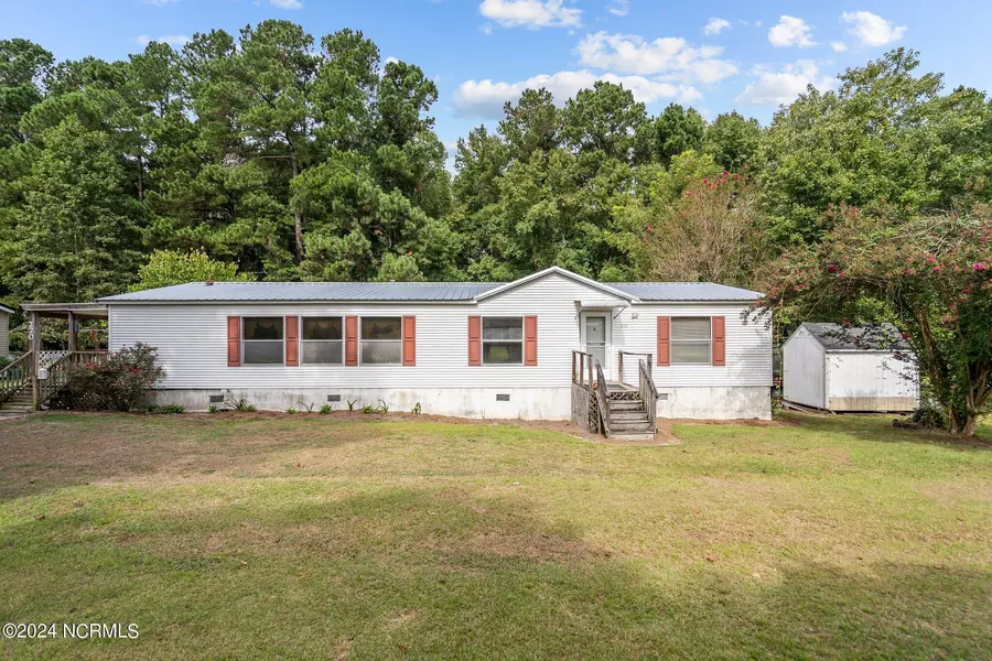 220 Hudson RD, Whiteville, NC 28472