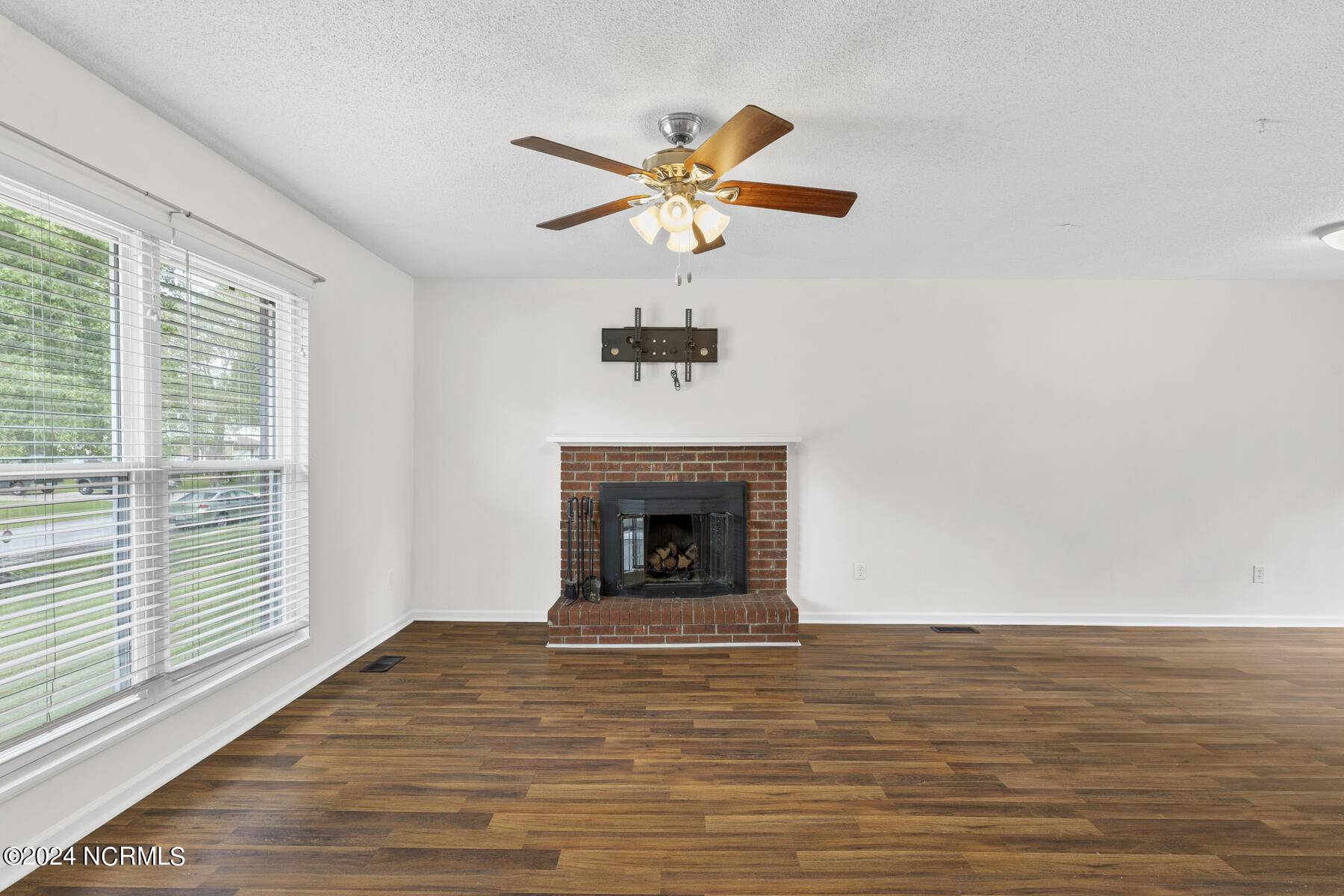 Jacksonville, NC 28540,109 Stillbrook CT