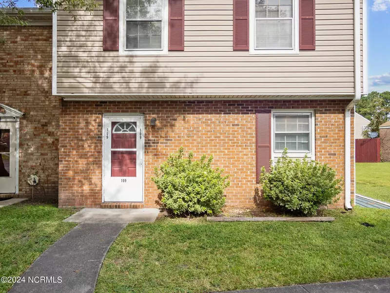 109 King George CT, Jacksonville, NC 28546