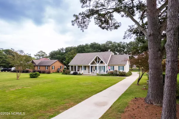 112 White Heron DR,  Currituck,  NC 27929