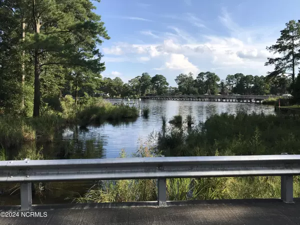 Bath, NC 27808,106 Heron LN