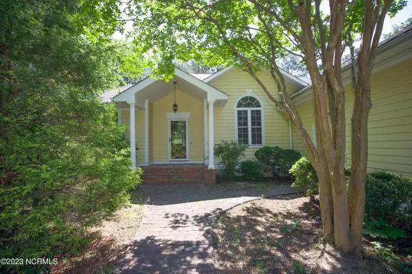 Southern Pines, NC 28387,171 Boiling Springs CIR