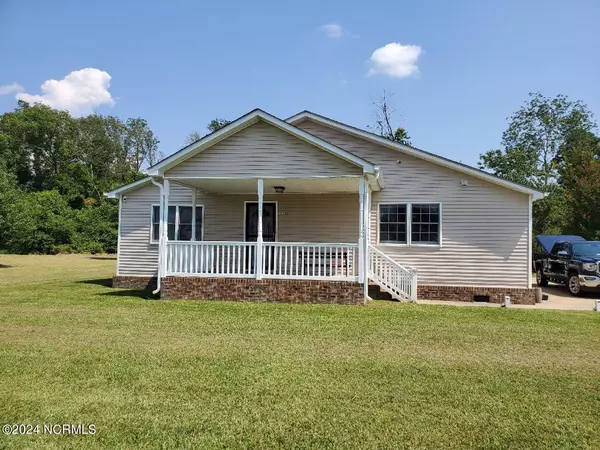 Elizabeth City, NC 27909,1716 Peartree RD